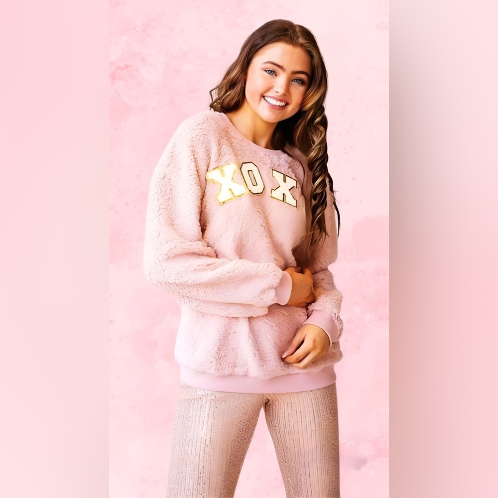 XOXO Sherpa Pullover Sweatshirt by Judith March
